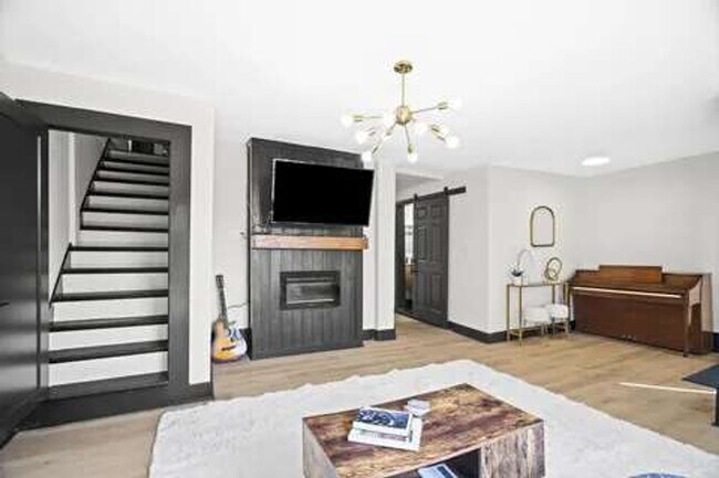 1816 Jo Johnston Ave Unit SI ID1628872P
