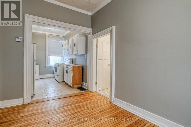 Photo - 100 Cherry St