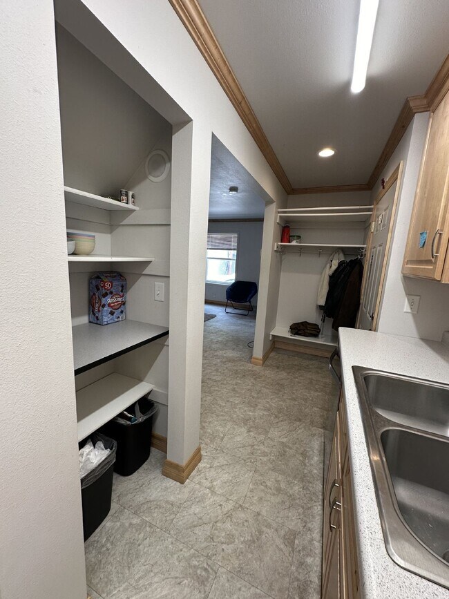 Exciting 3 Bed 1 Bath close to UWEC!