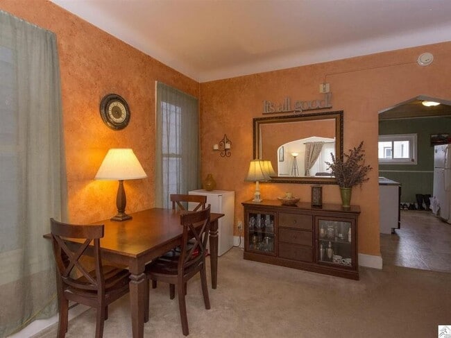 Photo - AVAILABLE April! - 4 Bed, 2 Bath Bright & Spacious Home