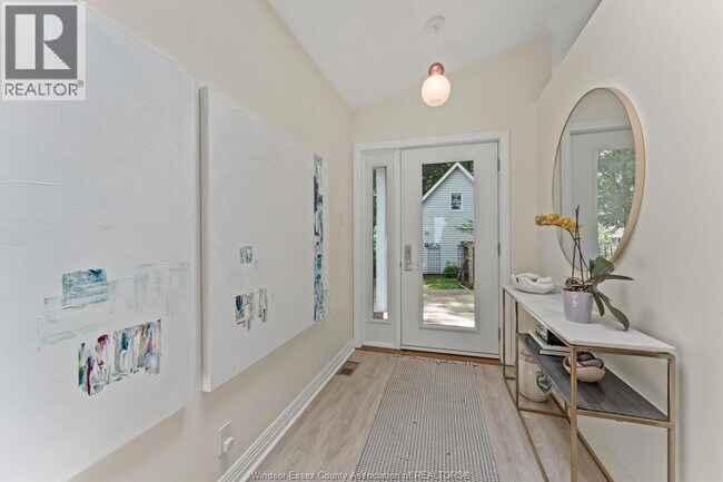 Photo - 12746 Riverside Dr E