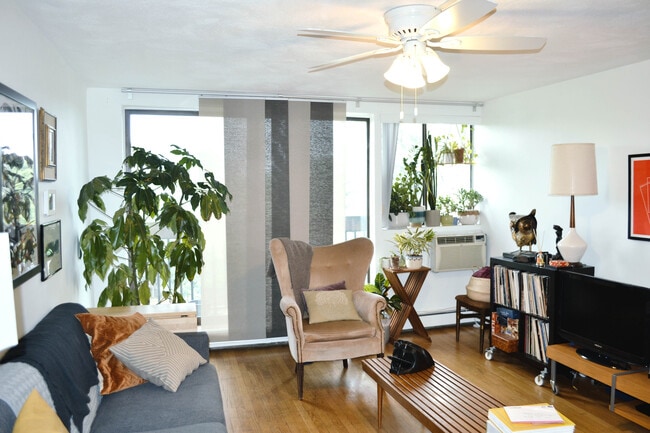 Photo - 1643 Cambridge St Unidad 66 Rental
