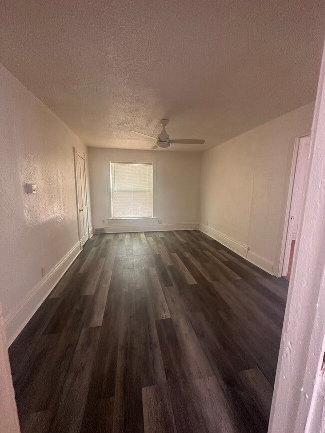 Photo - 1840 St Clair St Unit Upper