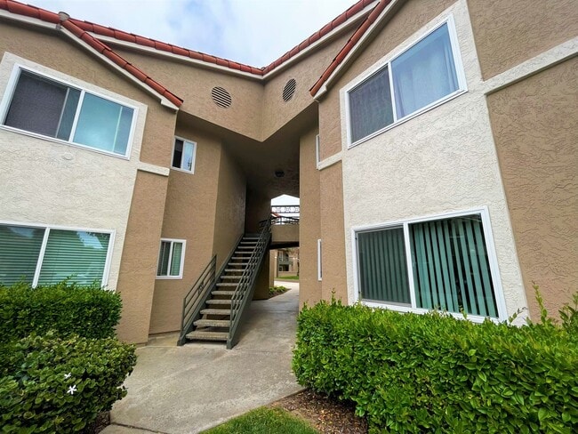 Building Photo - Must See Bright and welcoming one bedroom ... Unit 2036 Rental
