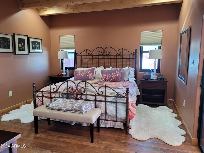 Photo - 640 N Atchison Cir