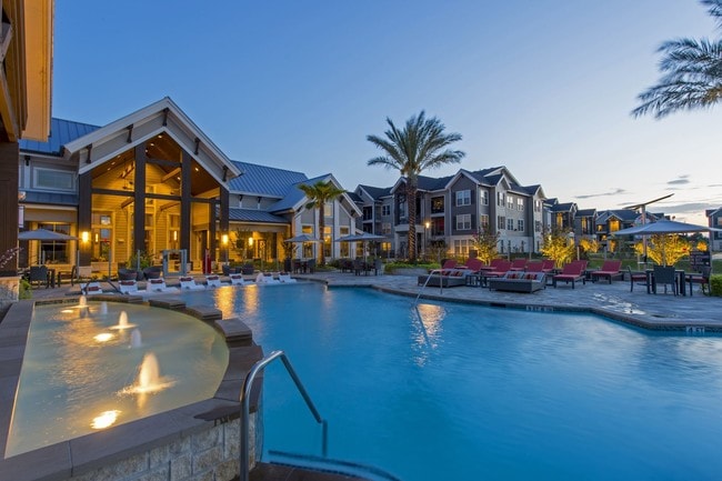 Photo - Elite 99 West