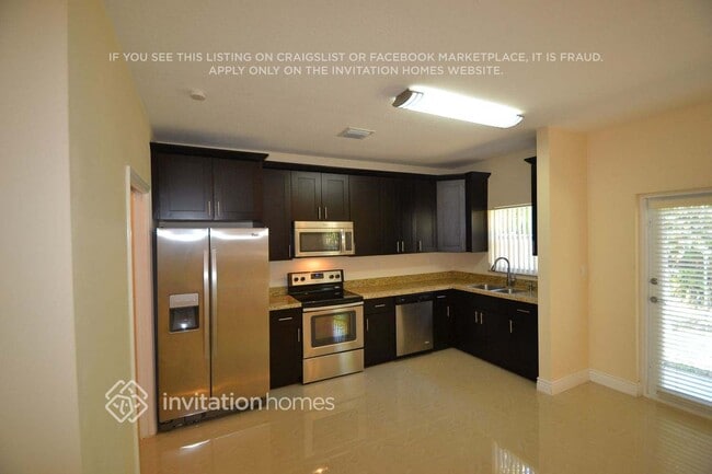 Photo - 2401 NE 15th Ave