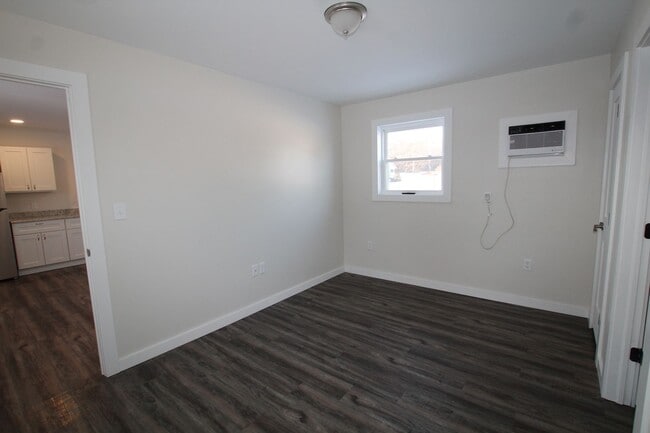 Photo - Beautifully remodeled and completed 1 bedr... Unit 14311 Rt. 9W -  4