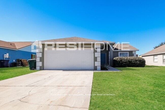 Building Photo - 3009 Sabal Bend Dr NE
