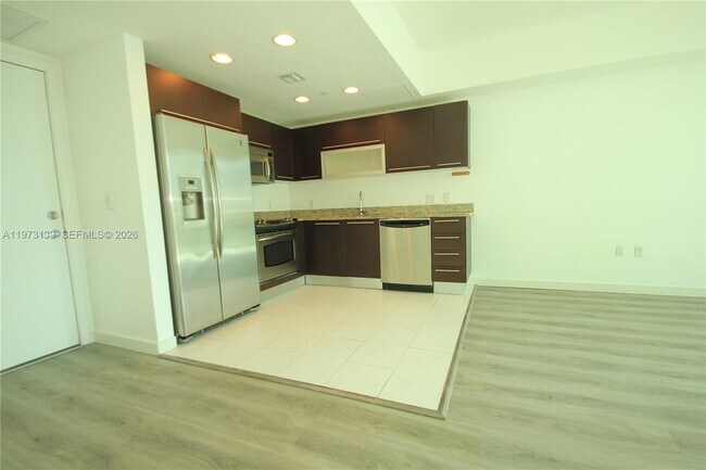 Photo - 951 Brickell Ave Unit 1409