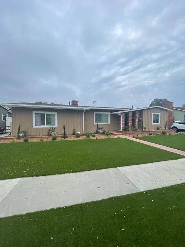 Building Photo - 5741 E 23rd St