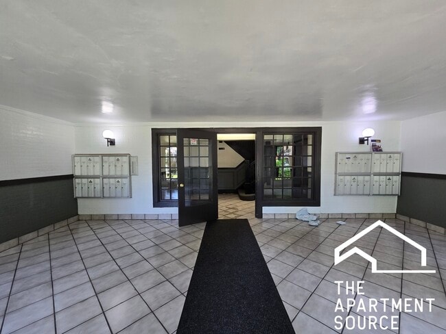 Photo - 1717 W North Shore Ave Unit 1A