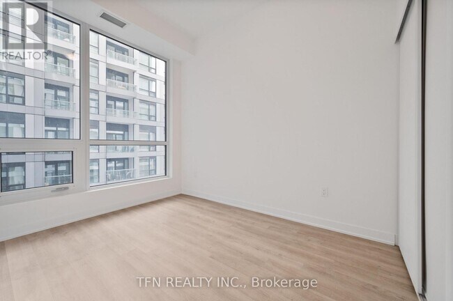 Photo - 15 Richardson St Unit 515