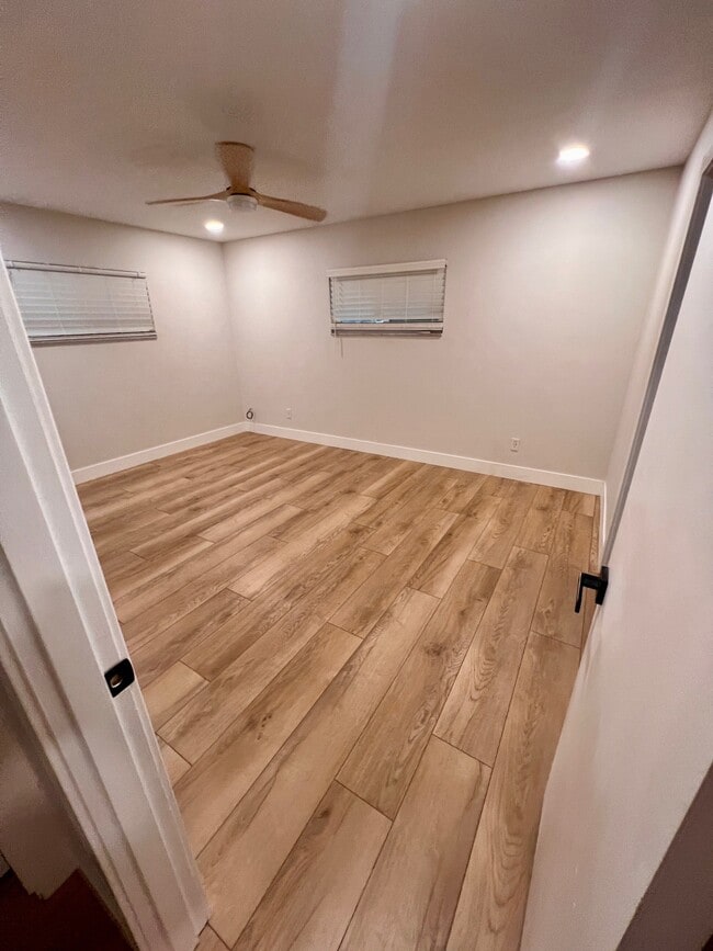 Photo - 1423 Appleton Ave