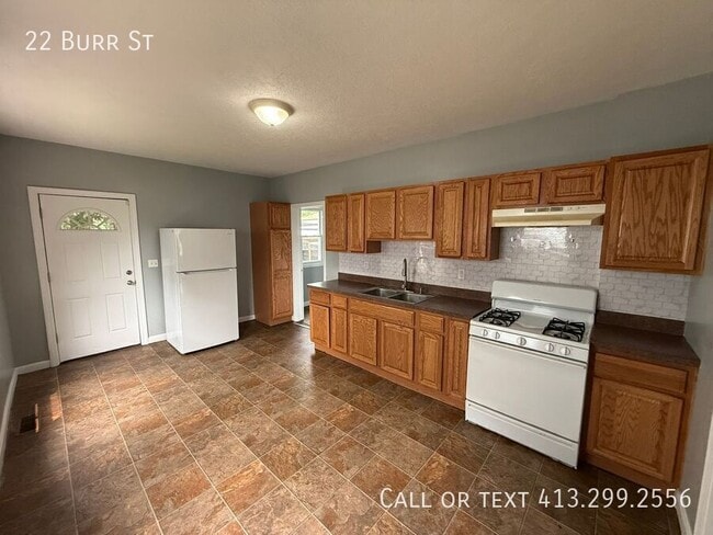 Photo - 22 Burr St