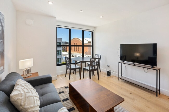 Photo - 1330 Natoma St Unidad ID1026490P