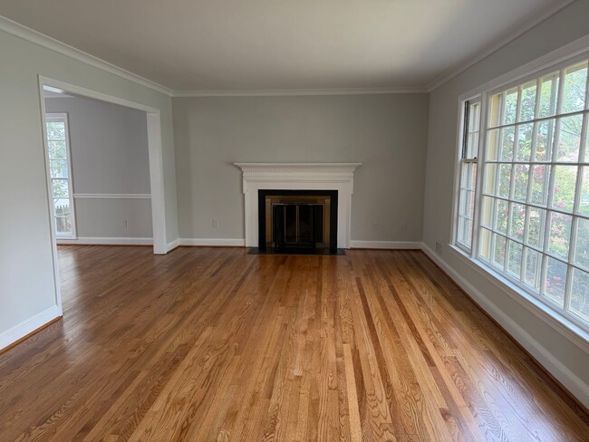 Photo - Lovely Home In Sought After Westmoreland Hills