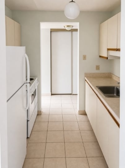 Photo - 980 Burnham St Unit 204