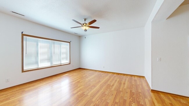 Photo - 4525 Steinbeck St Unit 2