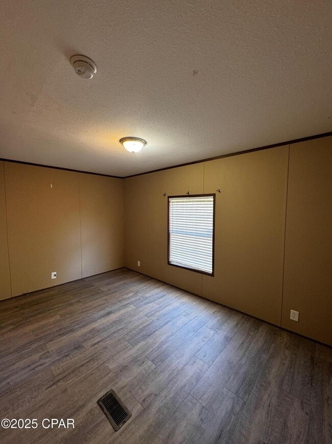 Photo - 4216 Barber St