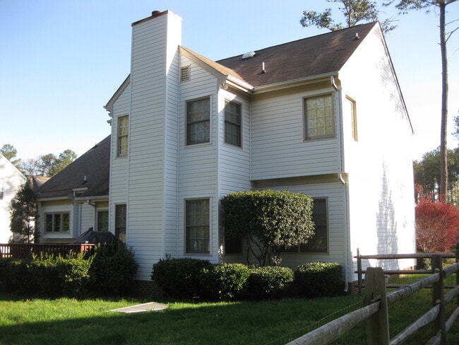 Photo - 104 Runaway Ln