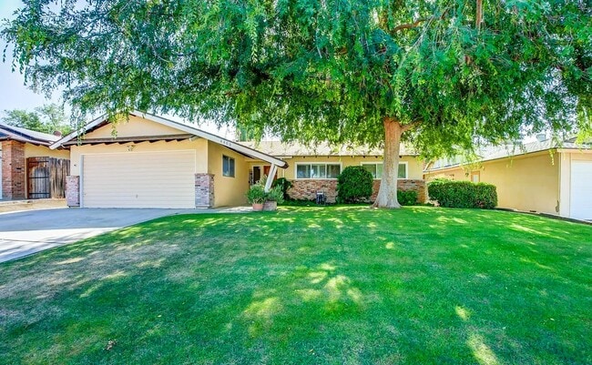 Photo - 4406 Glencannon St