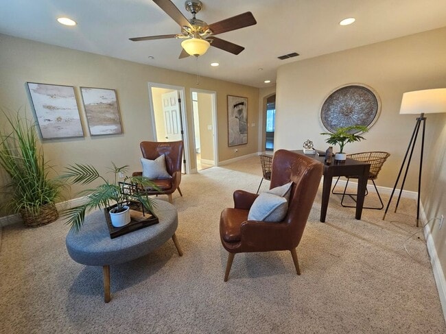 Photo - 1428 Legend Ln