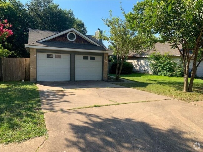 Building Photo - 12305 Tomanet Trail Rental