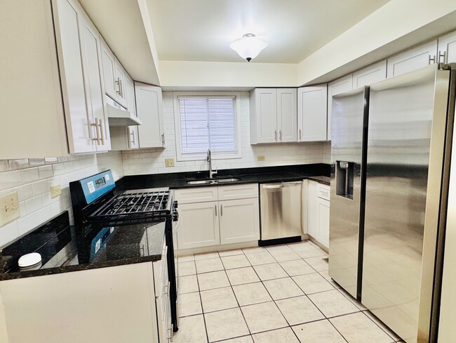 Photo - 1285 Haverhill Cir