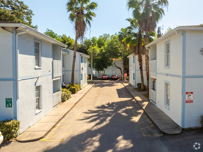 Columbia Park Apartments