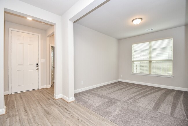 Photo - 4731 Bluestem Prairie Dr