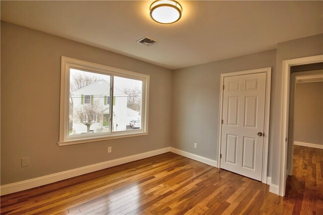 Photo - 95 Wainwright St Apartment Unit 2