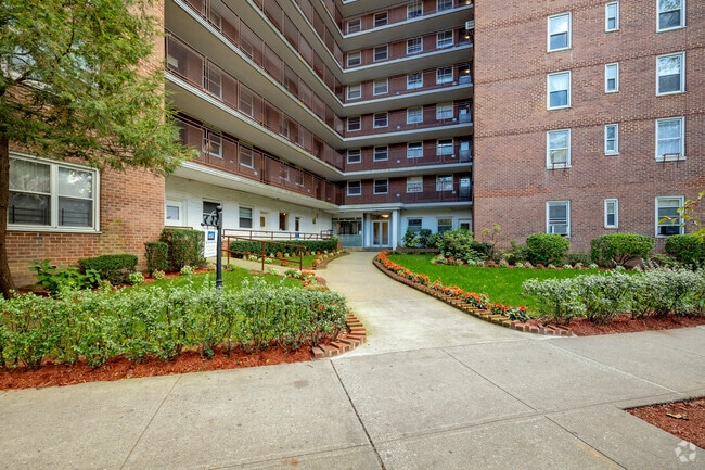 Photo - Park City 3&4 Apartments