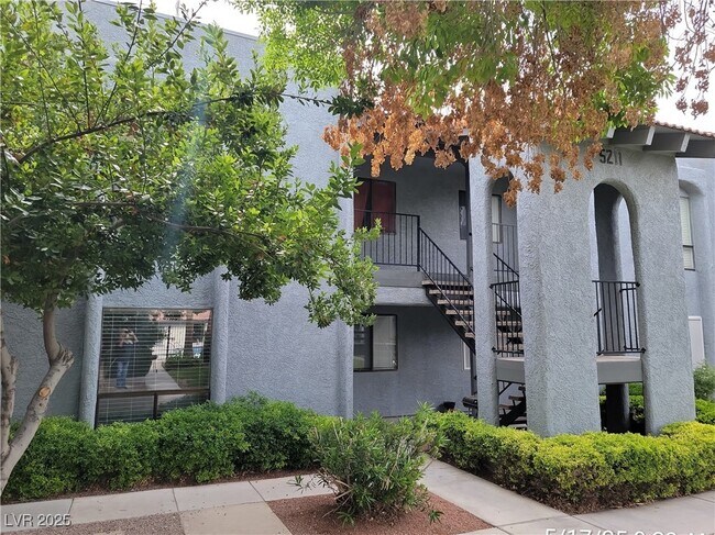 Photo - 5211 Caliente St Condo Unit 33