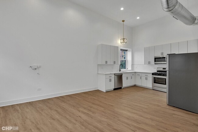 Photo - 4731 N Western Ave Unit 201