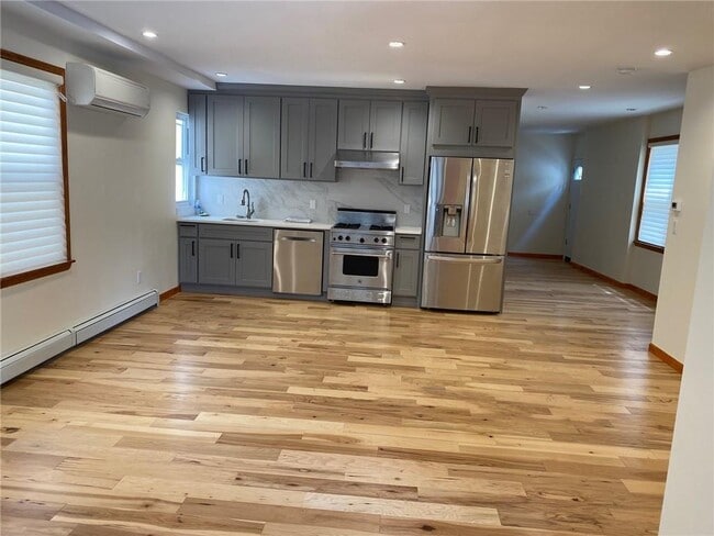 Photo - 65 Bay Ridge Pkwy Unidad 2