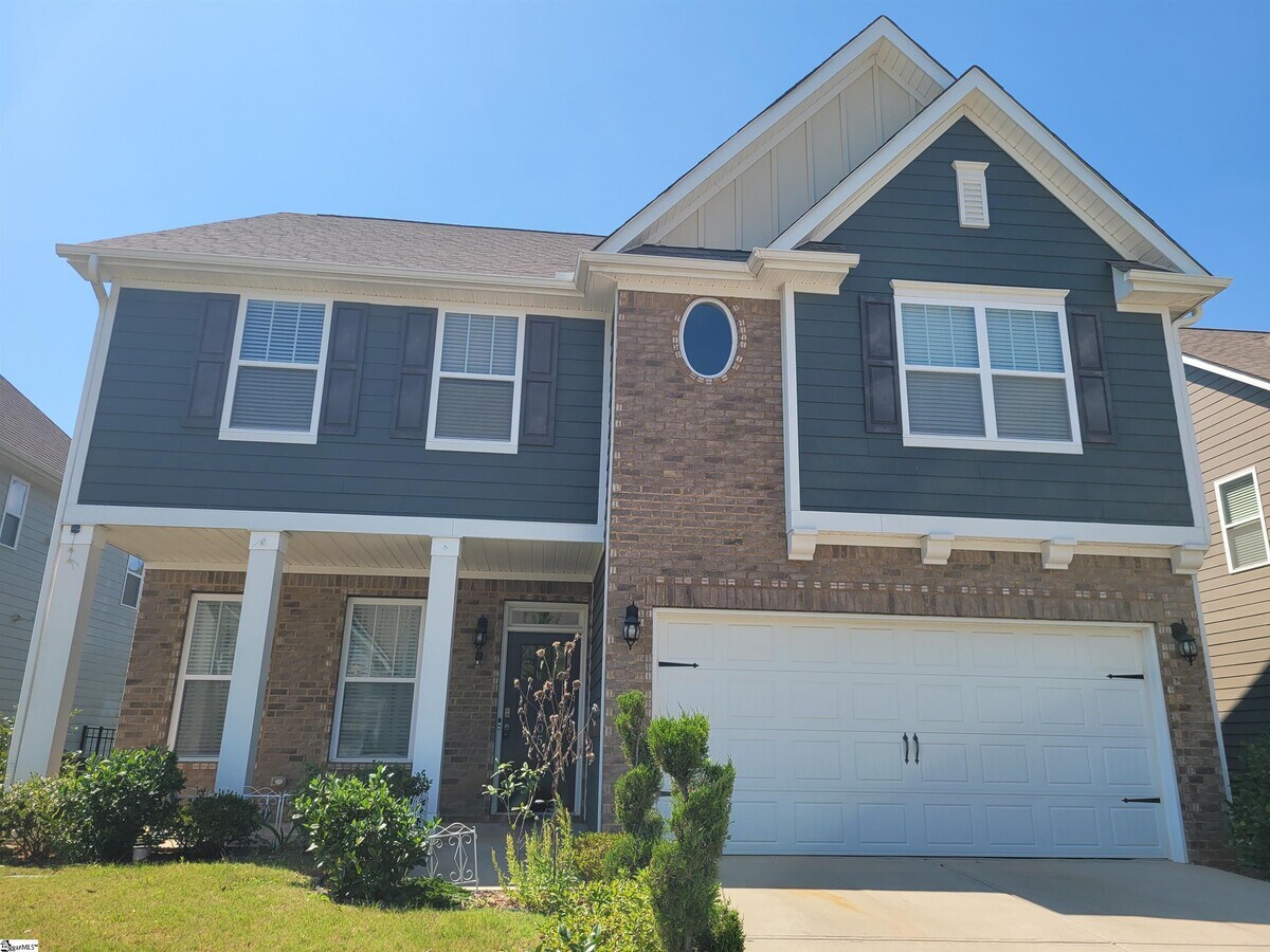 Photo - 105 Silver Fls Dr House