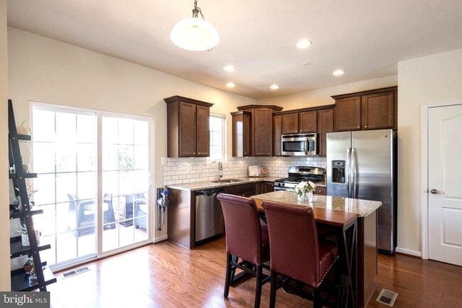 Photo - 630 Warblers Perch Wy