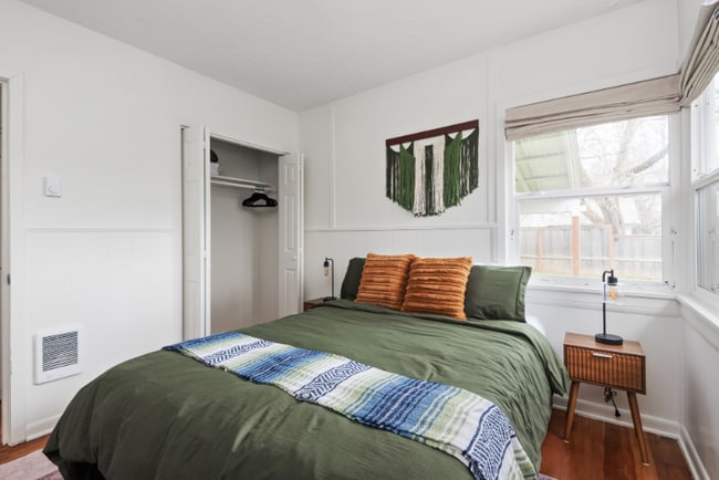 Photo - 2402 Fairmount Ave