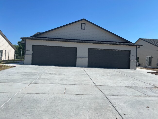 Photo - 12031 W Shadow Lakes St