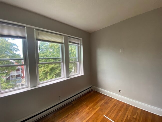 Photo - 451 Norfolk St Unit 11