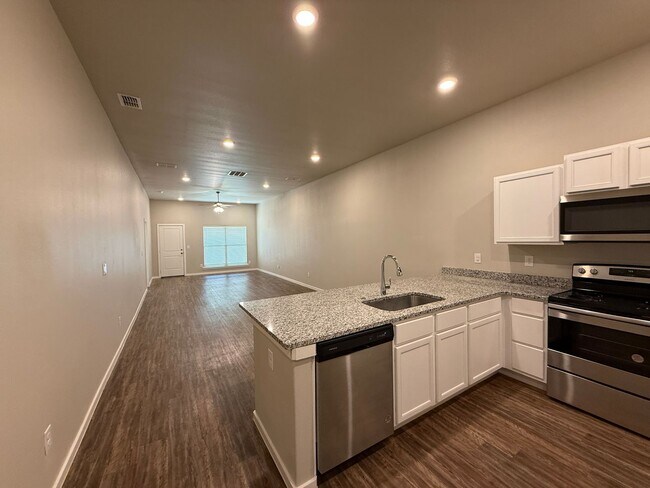 2110 Kokomo Ave