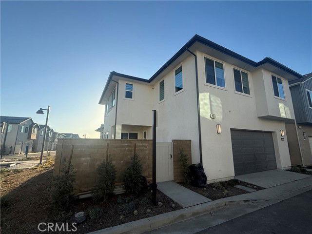 Photo - 301 Shoveler