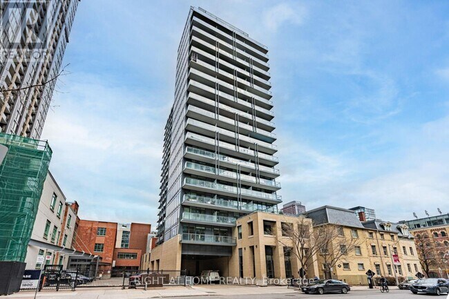 Photo - 105 George St Unit 312