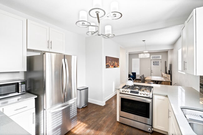 Building Photo - 4411 Logan St