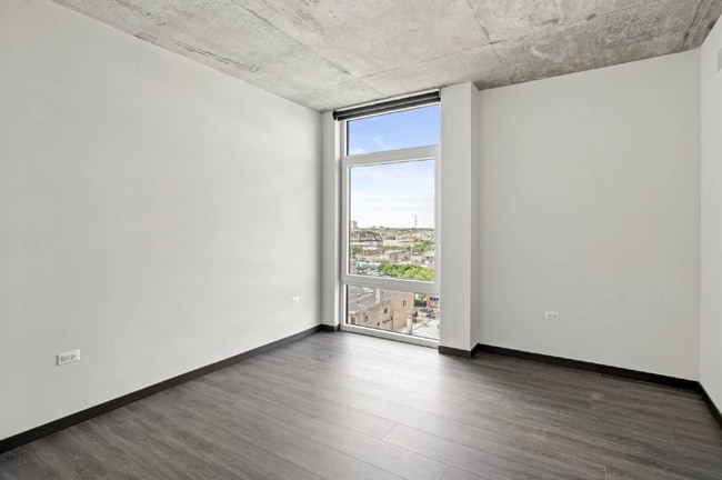 Photo - 172 N Ashland Ave