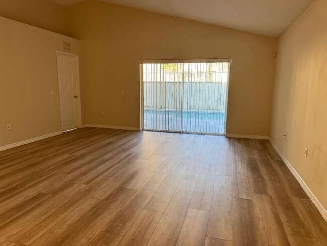 Photo - 2510 Hamlet Ln