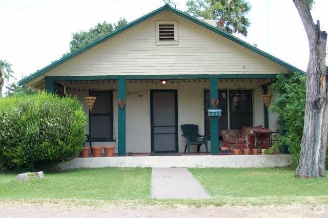 Building Photo - 1215 S Farmer Ave Rental