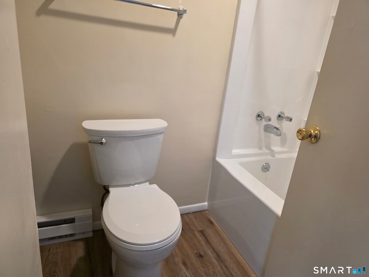 Photo - 100 Hickory St Unit H