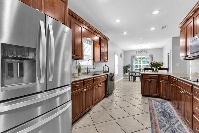 3811 Napa Dr